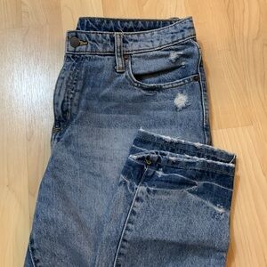 Women's Mid-Rise Boyfriend Jeans - Universal Thread Medium Wash